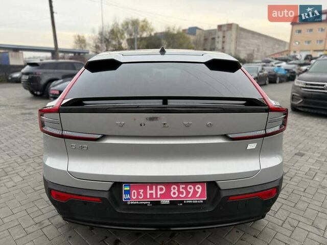 Серый Вольво C40 Recharge, объемом двигателя 0 л и пробегом 21 тыс. км за 18300 $, фото 4 на Automoto.ua