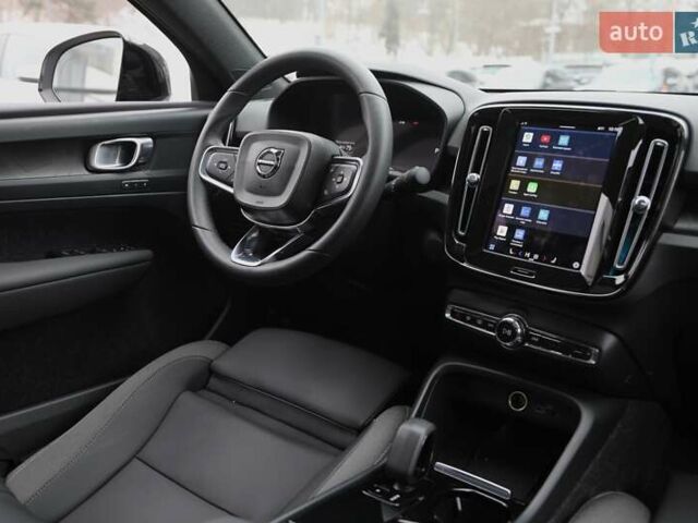 Сірий Вольво C40 Recharge, об'ємом двигуна 0 л та пробігом 19 тис. км за 32900 $, фото 10 на Automoto.ua