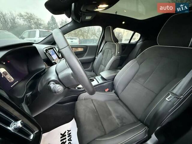 Серый Вольво C40 Recharge, объемом двигателя 0 л и пробегом 21 тыс. км за 18300 $, фото 13 на Automoto.ua