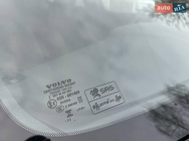 Серый Вольво C40 Recharge, объемом двигателя 0 л и пробегом 12 тыс. км за 29500 $, фото 23 на Automoto.ua