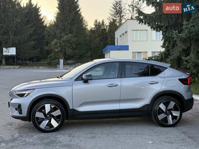 Серый Вольво C40 Recharge, объемом двигателя 0 л и пробегом 27 тыс. км за 29900 $, фото 6 на Automoto.ua