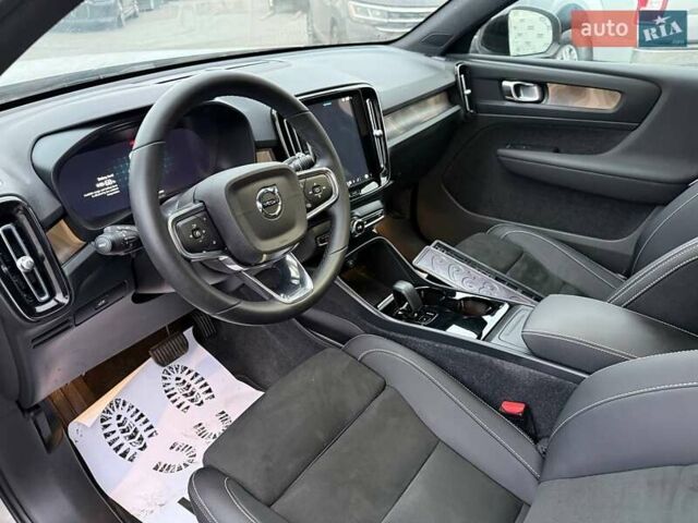 Серый Вольво C40 Recharge, объемом двигателя 0 л и пробегом 21 тыс. км за 18300 $, фото 14 на Automoto.ua
