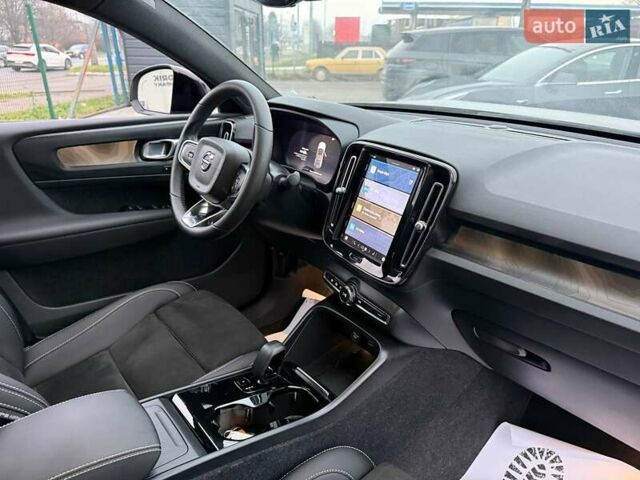 Серый Вольво C40 Recharge, объемом двигателя 0 л и пробегом 21 тыс. км за 18300 $, фото 18 на Automoto.ua