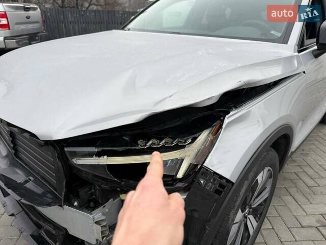 Серый Вольво C40 Recharge, объемом двигателя 0 л и пробегом 21 тыс. км за 18300 $, фото 8 на Automoto.ua