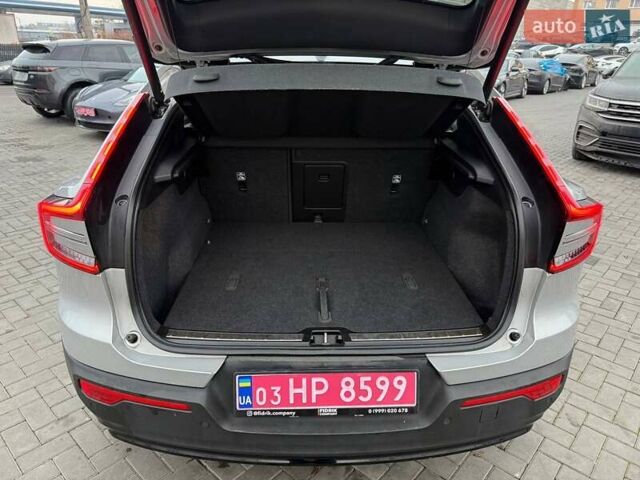 Серый Вольво C40 Recharge, объемом двигателя 0 л и пробегом 21 тыс. км за 18300 $, фото 15 на Automoto.ua