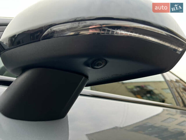 Серый Вольво C40 Recharge, объемом двигателя 0 л и пробегом 12 тыс. км за 29500 $, фото 24 на Automoto.ua