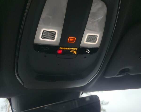 Сірий Вольво C40 Recharge, об'ємом двигуна 0 л та пробігом 68 тис. км за 27900 $, фото 24 на Automoto.ua