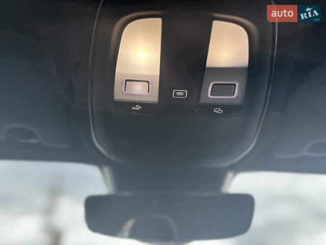 Серый Вольво C40 Recharge, объемом двигателя 0 л и пробегом 16 тыс. км за 40500 $, фото 25 на Automoto.ua