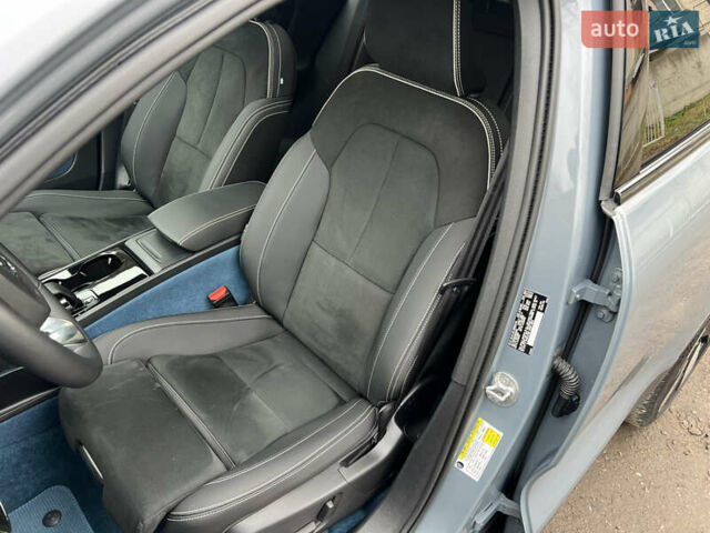 Серый Вольво C40 Recharge, объемом двигателя 0 л и пробегом 12 тыс. км за 29500 $, фото 43 на Automoto.ua