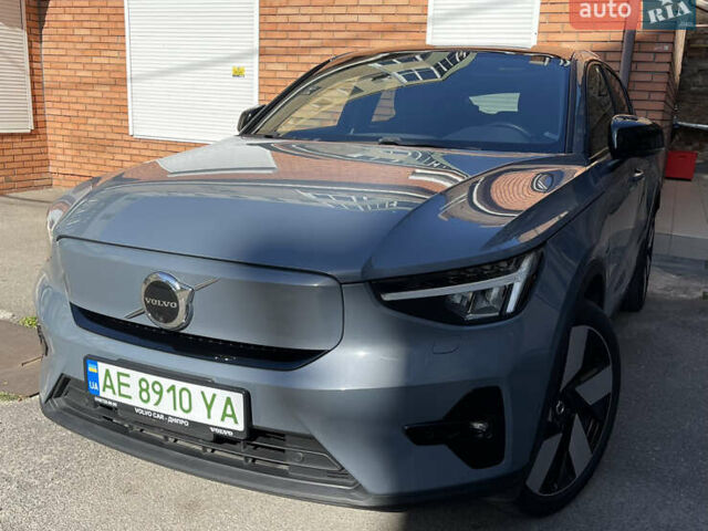 Сірий Вольво C40 Recharge, об'ємом двигуна 0 л та пробігом 25 тис. км за 31000 $, фото 8 на Automoto.ua