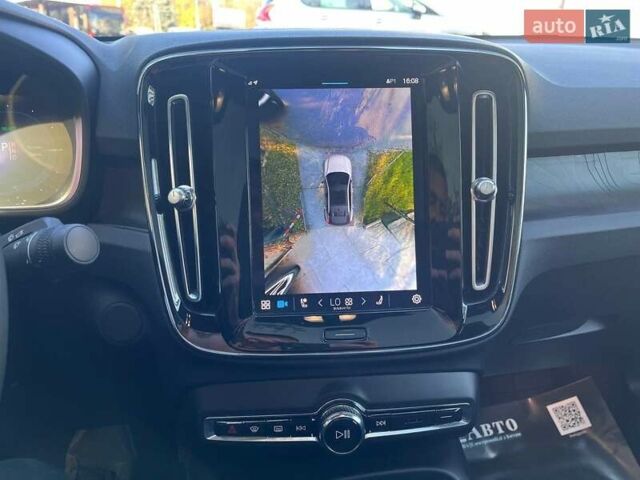 Сірий Вольво C40 Recharge, об'ємом двигуна 0 л та пробігом 69 тис. км за 28500 $, фото 15 на Automoto.ua