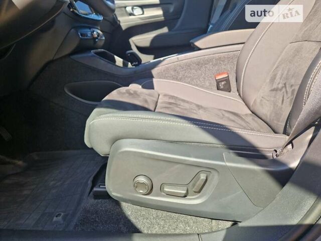 Вольво C40 Recharge 2023 в Ровно на Automoto.ua Серый Вольво C40 Recharge, объемом двигателя 0 л и пробегом 25 тыс. км за 34500 $, фото 11 на Automoto.ua