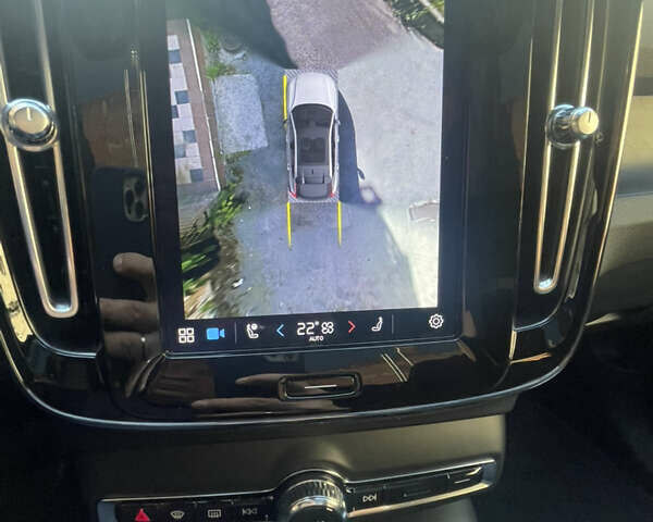 Сірий Вольво C40 Recharge, об'ємом двигуна 0 л та пробігом 25 тис. км за 31000 $, фото 30 на Automoto.ua