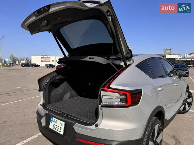 Серый Вольво C40 Recharge, объемом двигателя 0 л и пробегом 32 тыс. км за 29500 $, фото 12 на Automoto.ua