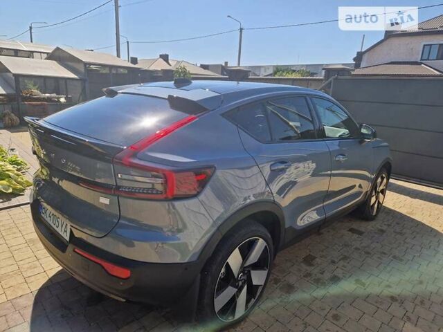 Вольво C40 Recharge 2023 в Ровно на Automoto.ua Серый Вольво C40 Recharge, объемом двигателя 0 л и пробегом 25 тыс. км за 34500 $, фото 2 на Automoto.ua