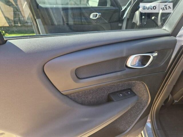 Вольво C40 Recharge 2023 в Ровно на Automoto.ua Серый Вольво C40 Recharge, объемом двигателя 0 л и пробегом 25 тыс. км за 34500 $, фото 13 на Automoto.ua