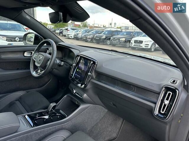 Серый Вольво C40 Recharge, объемом двигателя 0 л и пробегом 15 тыс. км за 43000 $, фото 36 на Automoto.ua
