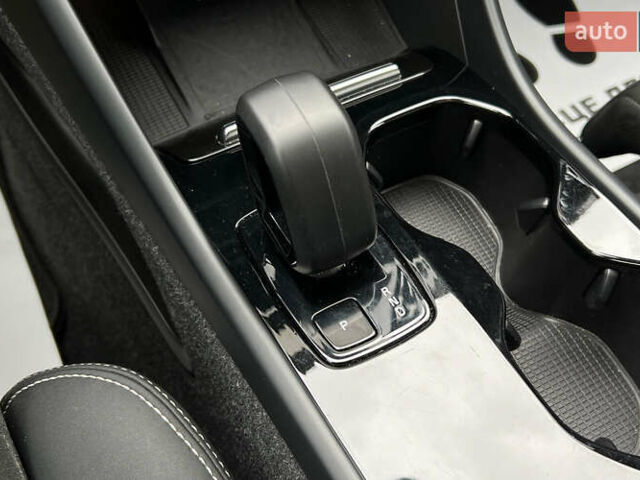 Серый Вольво C40 Recharge, объемом двигателя 0 л и пробегом 28 тыс. км за 27800 $, фото 16 на Automoto.ua