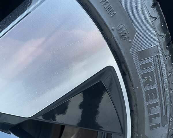 Сірий Вольво C40 Recharge, об'ємом двигуна 0 л та пробігом 69 тис. км за 28500 $, фото 10 на Automoto.ua