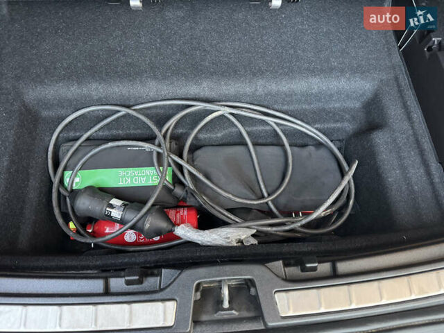 Серый Вольво C40 Recharge, объемом двигателя 0 л и пробегом 4 тыс. км за 34000 $, фото 26 на Automoto.ua