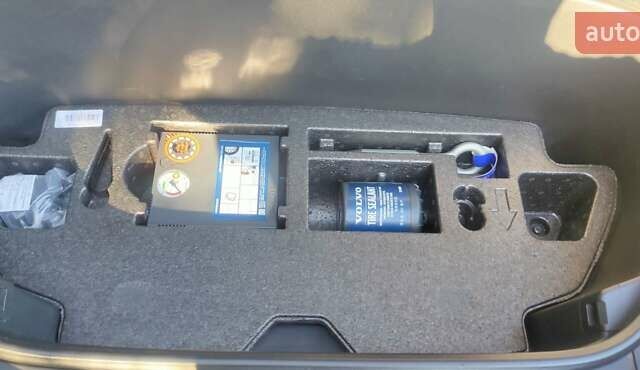 Синій Вольво C40 Recharge, об'ємом двигуна 0 л та пробігом 78 тис. км за 27500 $, фото 12 на Automoto.ua