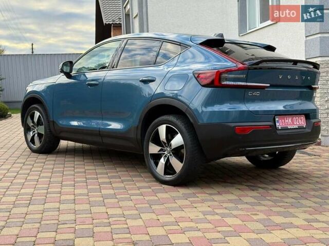 Синий Вольво C40 Recharge, объемом двигателя 0 л и пробегом 43 тыс. км за 28333 $, фото 1 на Automoto.ua