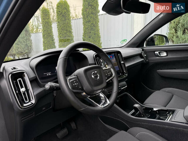 Синій Вольво C40 Recharge, об'ємом двигуна 0 л та пробігом 43 тис. км за 29700 $, фото 5 на Automoto.ua