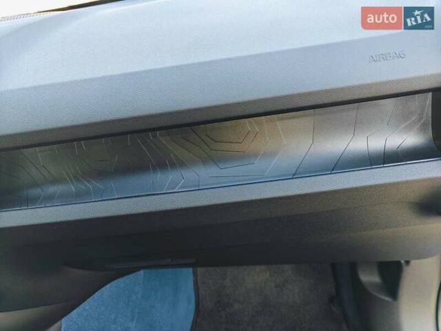 Синий Вольво C40 Recharge, объемом двигателя 0 л и пробегом 18 тыс. км за 31900 $, фото 23 на Automoto.ua