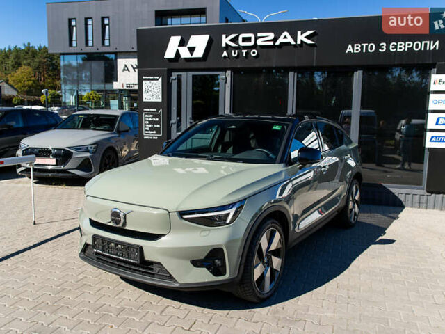 Зеленый Вольво C40 Recharge, объемом двигателя 0 л и пробегом 61 тыс. км за 33600 $, фото 2 на Automoto.ua