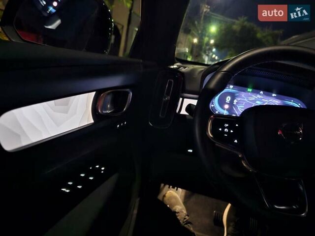 Зеленый Вольво C40 Recharge, объемом двигателя 0 л и пробегом 14 тыс. км за 37000 $, фото 40 на Automoto.ua