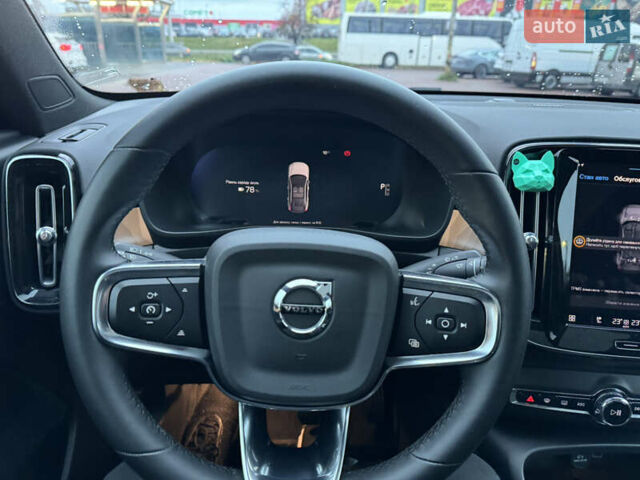 Зеленый Вольво C40 Recharge, объемом двигателя 0 л и пробегом 26 тыс. км за 33999 $, фото 34 на Automoto.ua