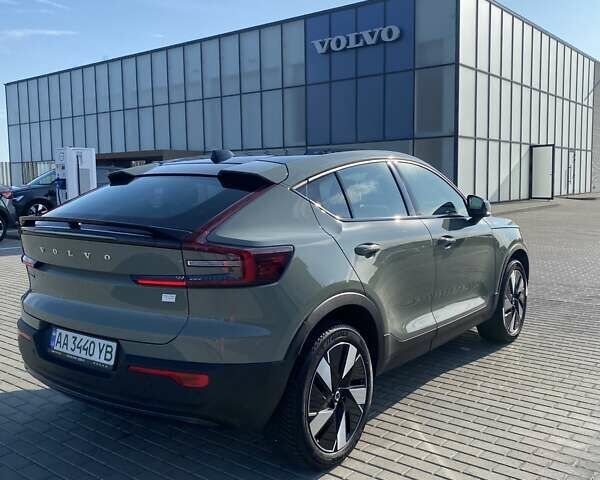 Зеленый Вольво C40 Recharge, объемом двигателя 0 л и пробегом 32 тыс. км за 49204 $, фото 5 на Automoto.ua
