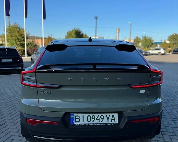 Зелений Вольво C40 Recharge, об'ємом двигуна 0 л та пробігом 35 тис. км за 43000 $, фото 5 на Automoto.ua