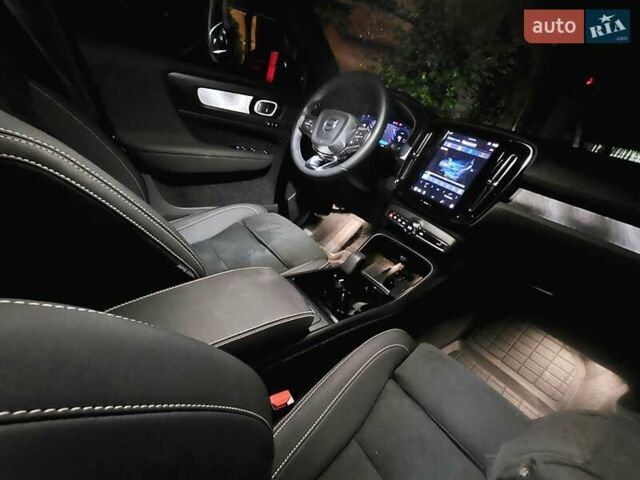Зеленый Вольво C40 Recharge, объемом двигателя 0 л и пробегом 14 тыс. км за 37000 $, фото 47 на Automoto.ua