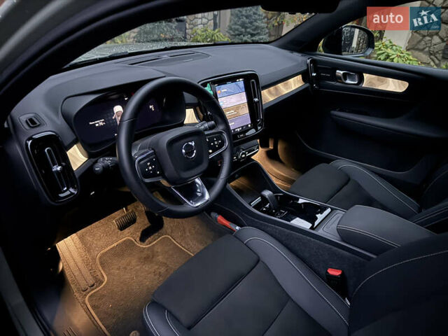 Зеленый Вольво C40 Recharge, объемом двигателя 0 л и пробегом 26 тыс. км за 33999 $, фото 51 на Automoto.ua