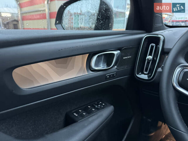 Зеленый Вольво C40 Recharge, объемом двигателя 0 л и пробегом 26 тыс. км за 33999 $, фото 37 на Automoto.ua