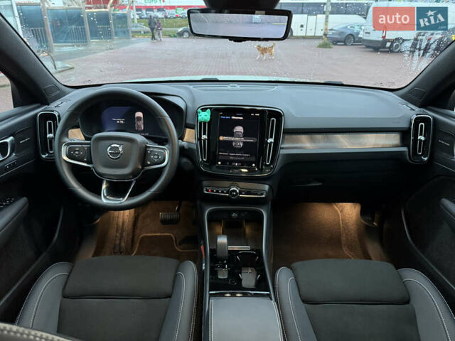 Зеленый Вольво C40 Recharge, объемом двигателя 0 л и пробегом 26 тыс. км за 33999 $, фото 30 на Automoto.ua