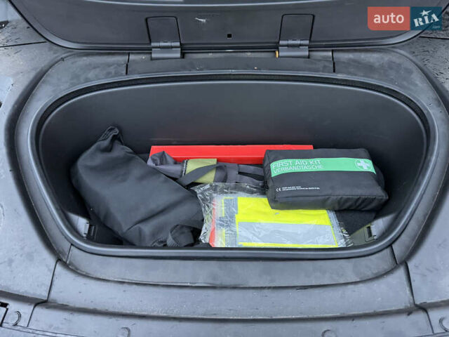 Зеленый Вольво C40 Recharge, объемом двигателя 0 л и пробегом 26 тыс. км за 33999 $, фото 19 на Automoto.ua