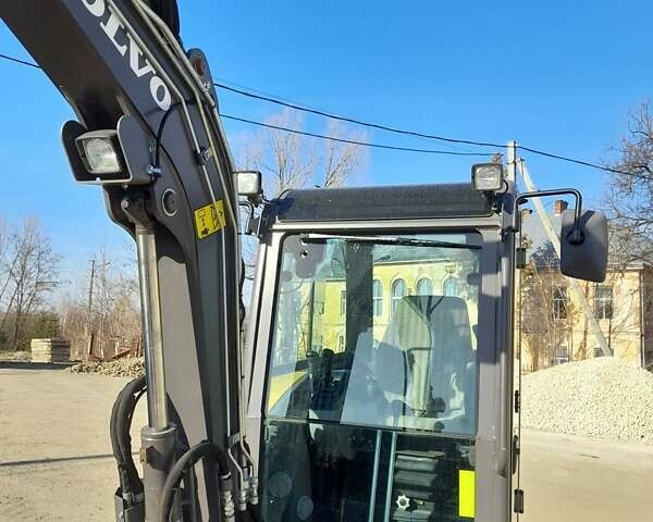 Желтый Вольво ECR 35D, объемом двигателя 0 л и пробегом 0 тыс. км за 43999 $, фото 4 на Automoto.ua