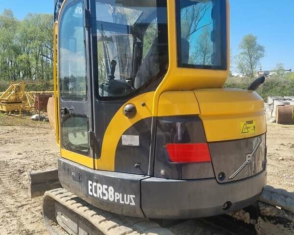 Желтый Вольво ECR 58D, объемом двигателя 4.7 л и пробегом 50 тыс. км за 37950 $, фото 2 на Automoto.ua