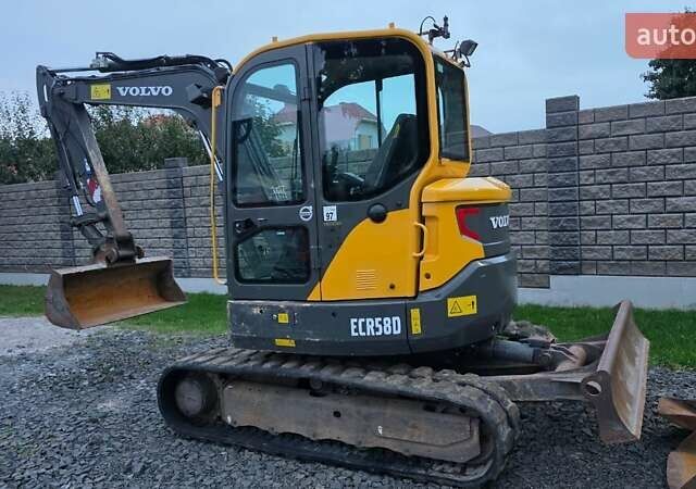 Вольво ECR 58D 2016 в Луцке на Automoto.ua Желтый Вольво ECR 58D, объемом двигателя 2.6 л и пробегом 3 тыс. км за 38900 $, фото 3 на Automoto.ua