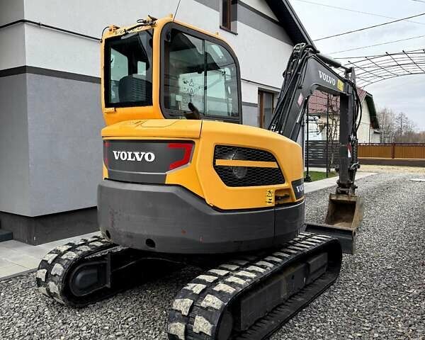Желтый Вольво ECR 58D, объемом двигателя 0 л и пробегом 4 тыс. км за 42500 $, фото 2 на Automoto.ua