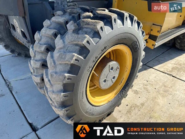 Желтый Вольво EW 210, объемом двигателя 0 л и пробегом 2 тыс. км за 112989 $, фото 17 на Automoto.ua