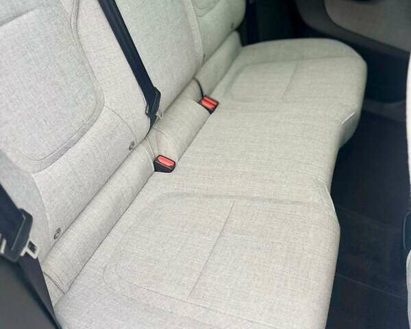 Білий Вольво EX30, об'ємом двигуна 0 л та пробігом 9 тис. км за 36800 $, фото 12 на Automoto.ua