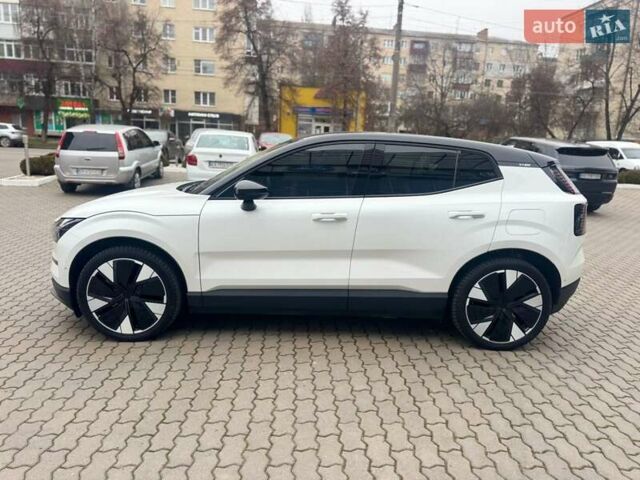 Білий Вольво EX30, об'ємом двигуна 0 л та пробігом 9 тис. км за 36800 $, фото 2 на Automoto.ua