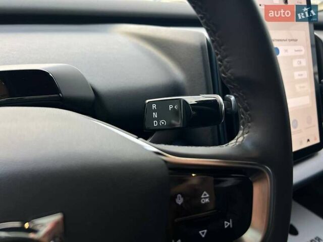 Белый Вольво EX30, объемом двигателя 0 л и пробегом 17 тыс. км за 27500 $, фото 15 на Automoto.ua