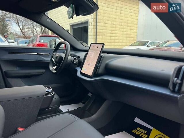 Белый Вольво EX30, объемом двигателя 0 л и пробегом 17 тыс. км за 27500 $, фото 20 на Automoto.ua