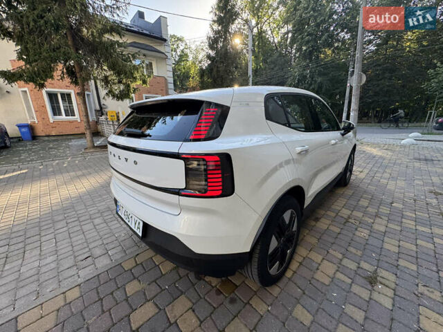 Белый Вольво EX30, объемом двигателя 0 л и пробегом 16 тыс. км за 26750 $, фото 72 на Automoto.ua