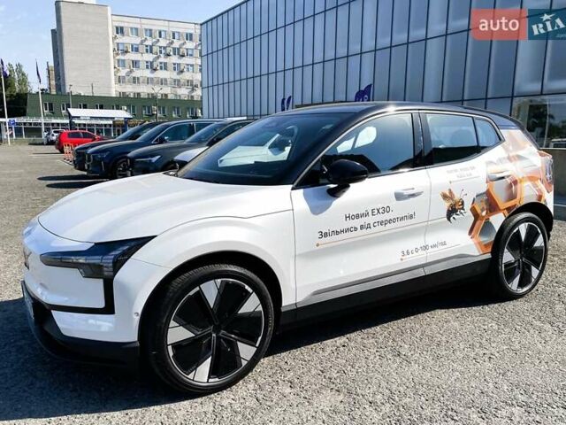 Білий Вольво EX30, об'ємом двигуна 0 л та пробігом 2 тис. км за 44077 $, фото 1 на Automoto.ua