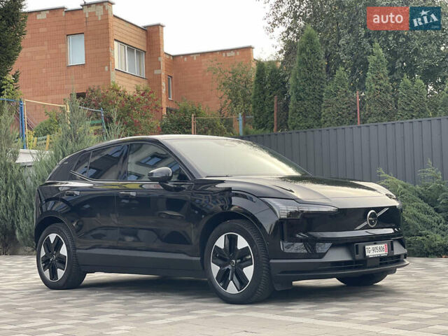 Черный Вольво EX30, объемом двигателя 0 л и пробегом 16 тыс. км за 32900 $, фото 5 на Automoto.ua